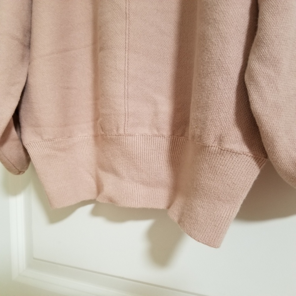 Sweater - Picture 5 of 5